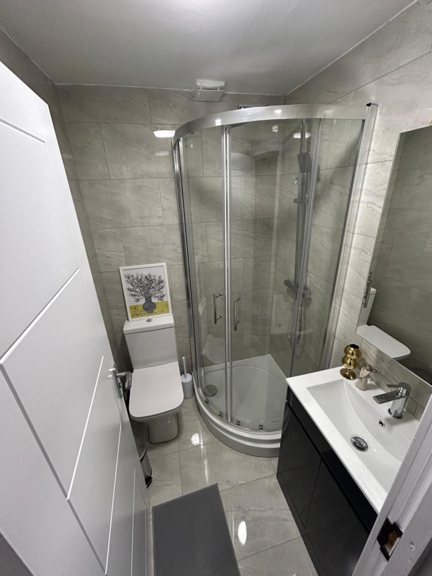 King's Cross Lawrence Private Apartahotel