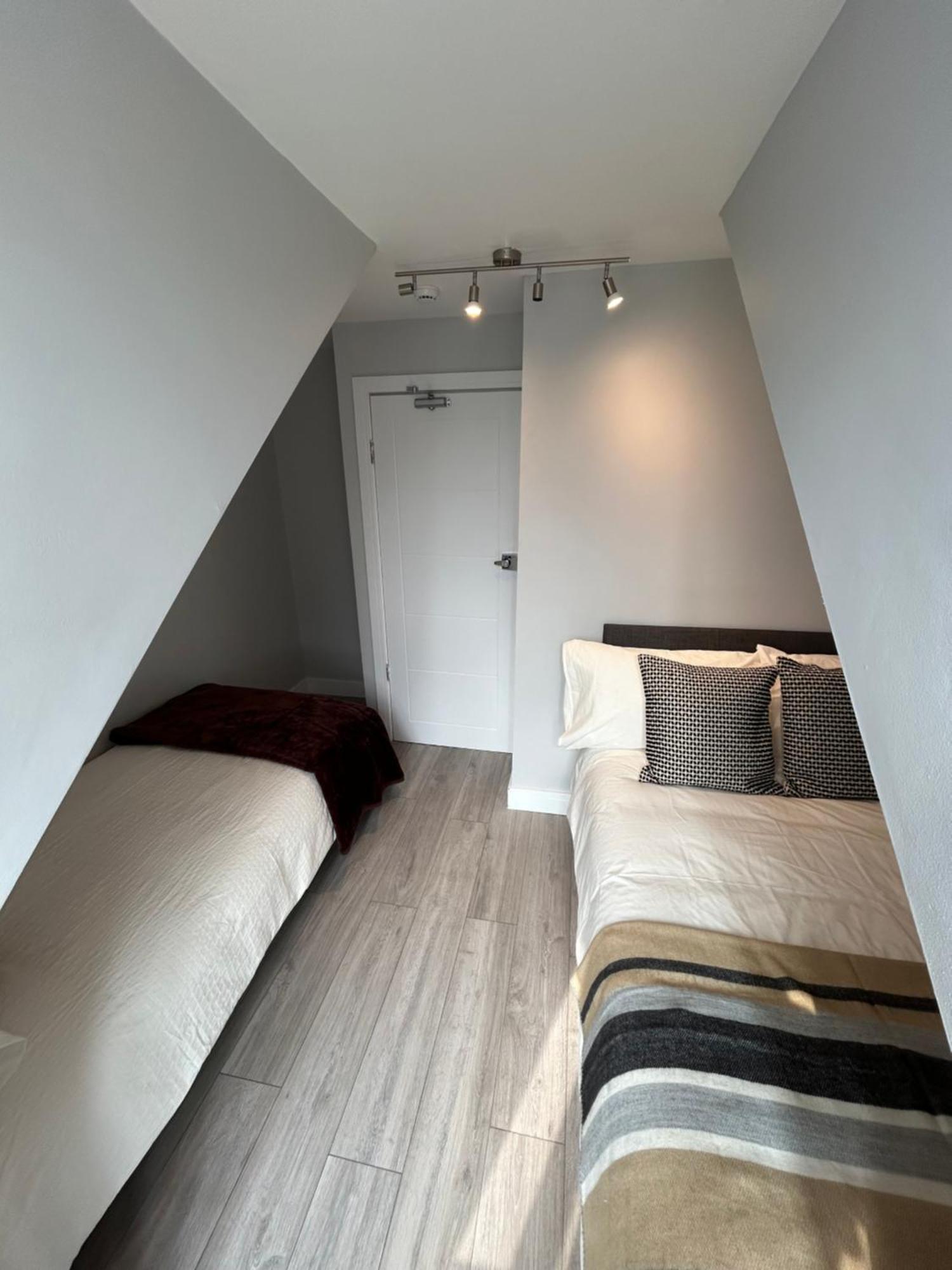 King's Cross Lawrence Private Apartahotel